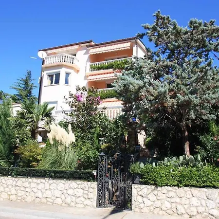 דירה One-bedroom 50 קריקווניצה
