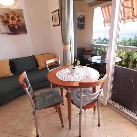 One-bedroom 50 Apartament