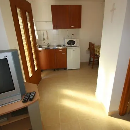One-bedroom Crikvenica 50 Apartment *