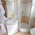 One-bedroom 50 Apartament
