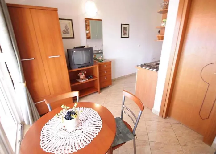 One-bedroom 50 Lejlighed *