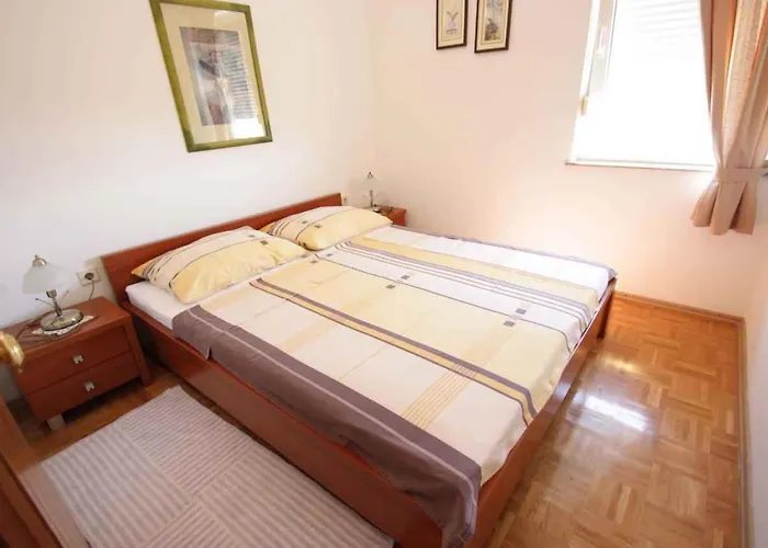 One-bedroom 50 Lejlighed *