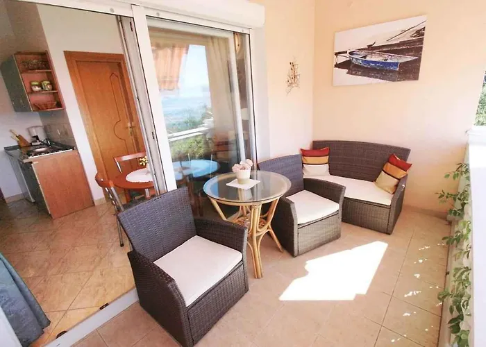 One-bedroom 50 Lejlighed *