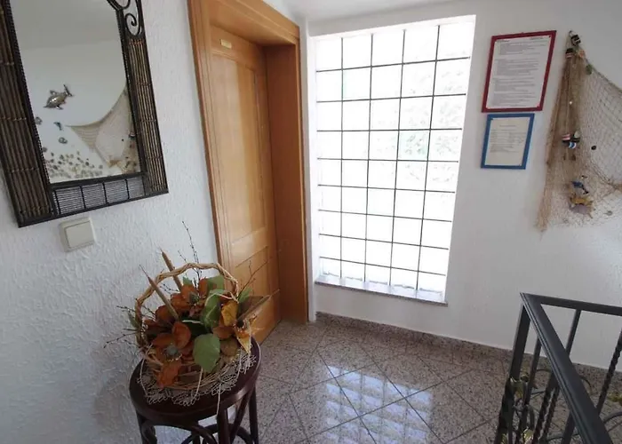 One-bedroom 50